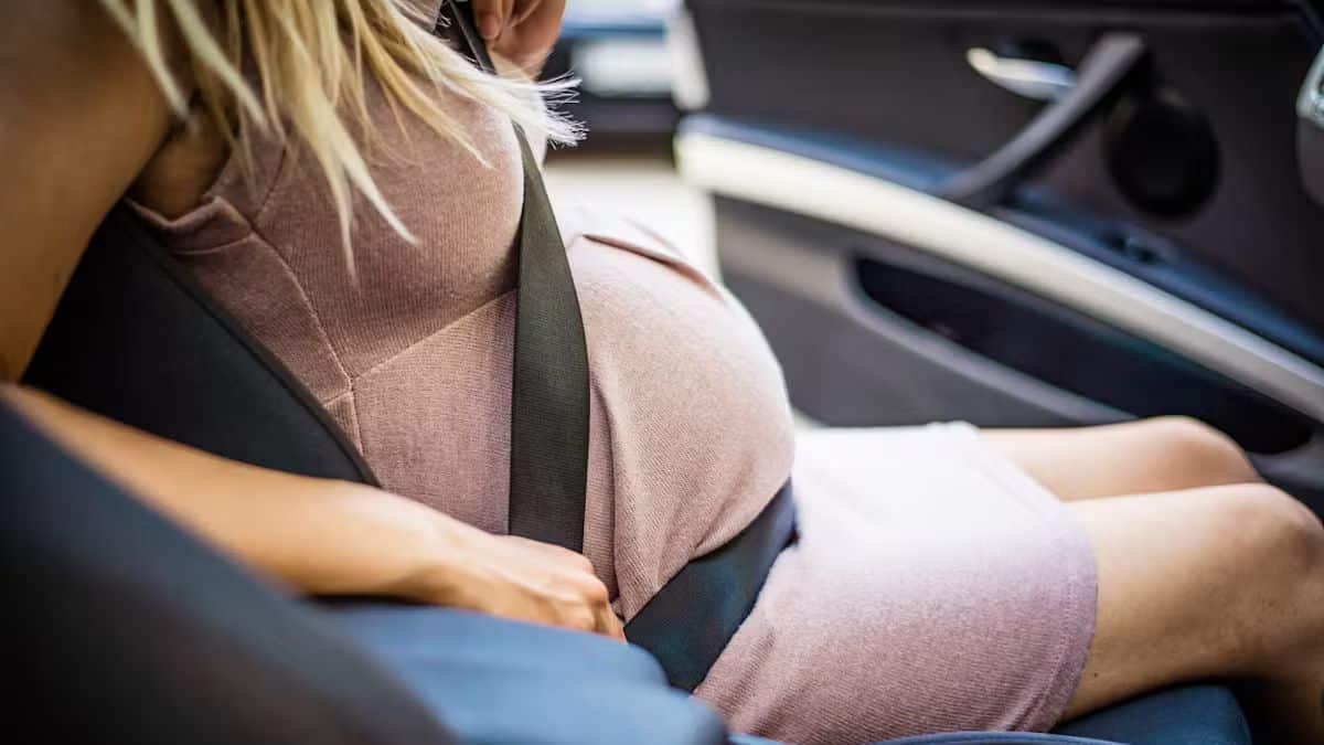 femme enceinte voiture