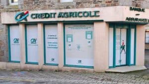 c'est confirmé cette banque française très populaire ferme ces agences dans ces 4 départements