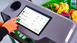 les caisses automatiques c'est terminé leclerc, auchan… les supermarchés investissent dans ces nouvelles machines révolutionnaires