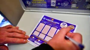 euromillions ce français passe à un numéro de remporter le jackpot, mais se console avec cette petite fortune