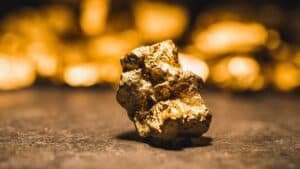 cet appareil électronique que nous jetons tous contient 450 milligrammes d'or 22 carats