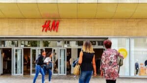 h&m, c'est fini le groupe stop définitivement ces activités en france