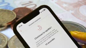 virement instantané cette faille que les arnaqueurs exploitent de plus en plus pour vider les comptes bancaires